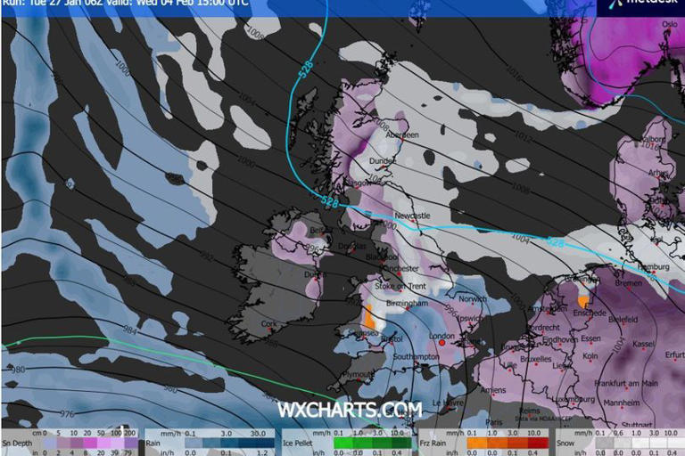 Storm lasting six days forecast to bury UK with 40 inches of snow