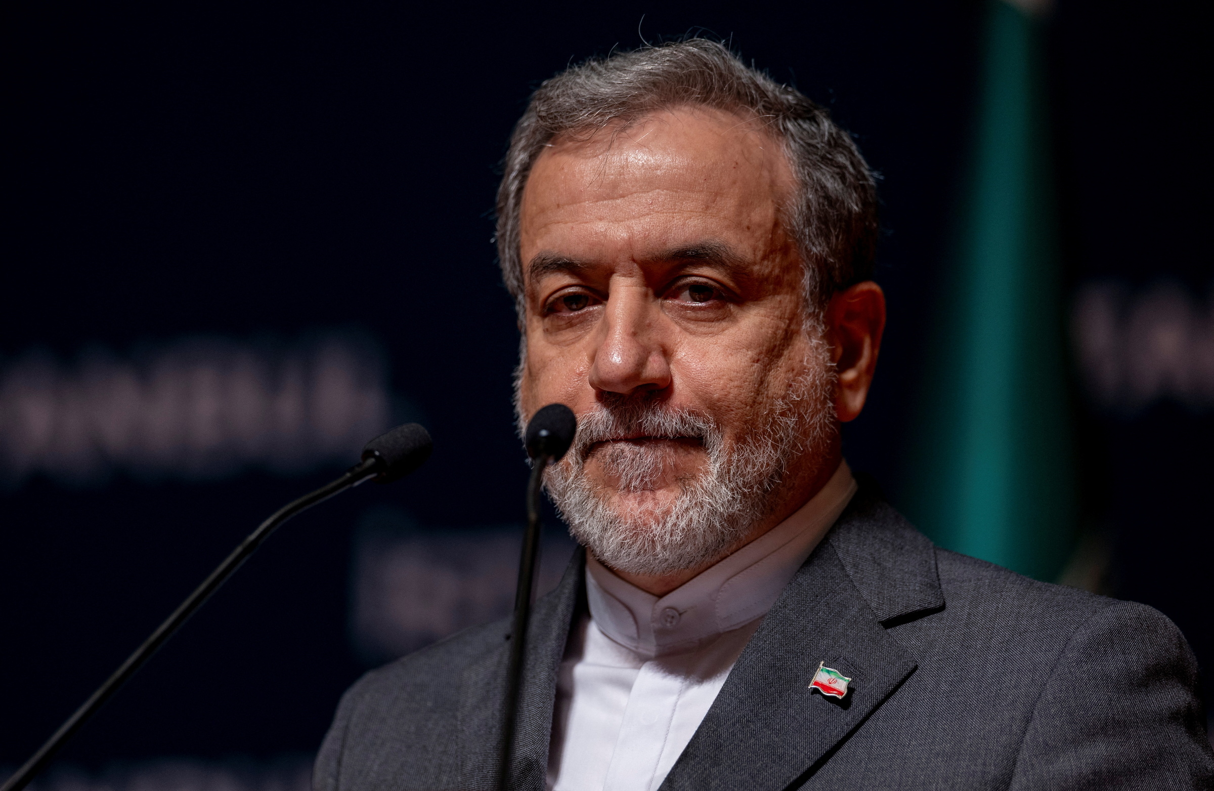 Iran 'chỉ đàm phán khi không bị hăm dọa'