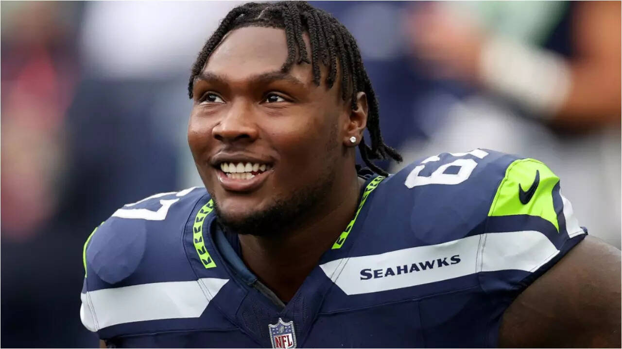 Charles Cross net worth: Inside the Seattle Seahawks left tackle’s NFL ...