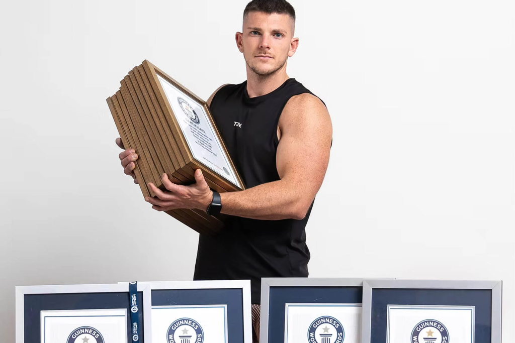 Six-time world record holder smashes 7th with super high push-ups