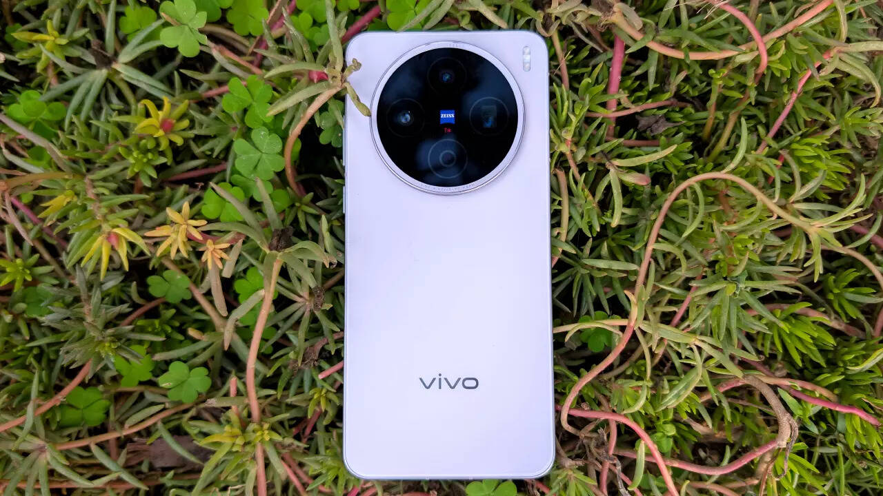 Vivo X200T quick review: 5 things to know about Vivo’s flagship-grade phone