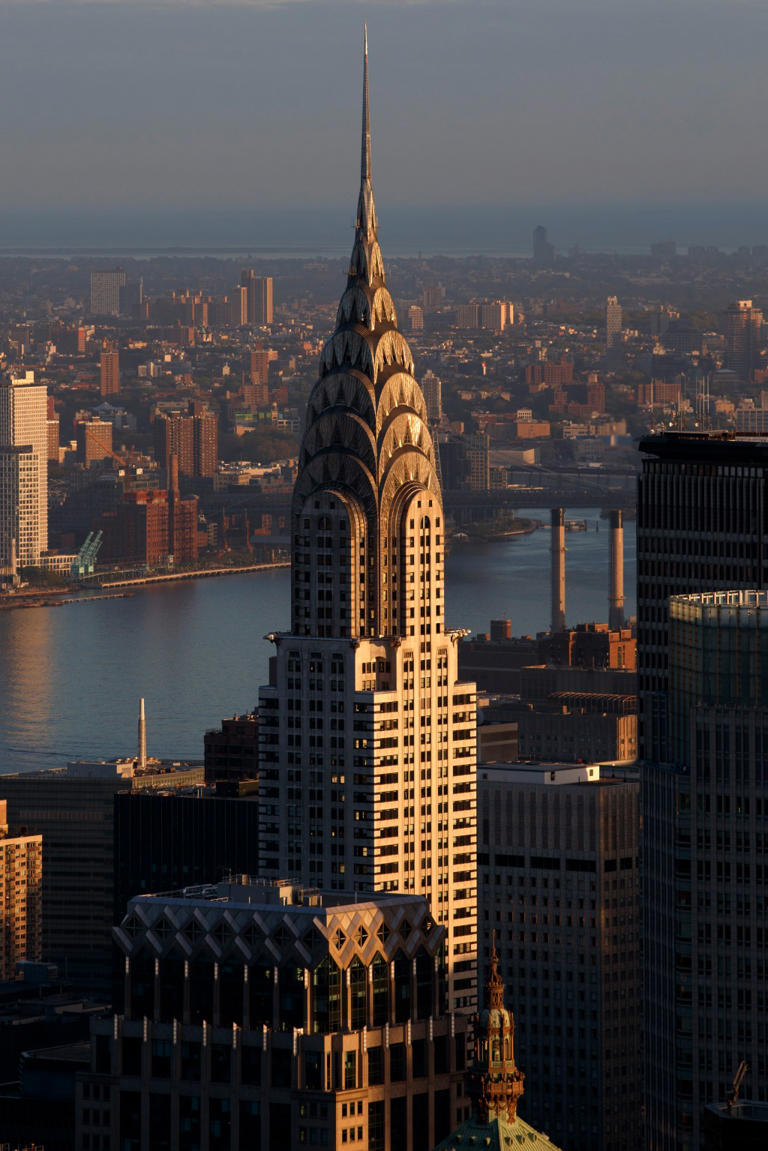 There may be a new buyer for the Chrysler Building — despite its steep ...