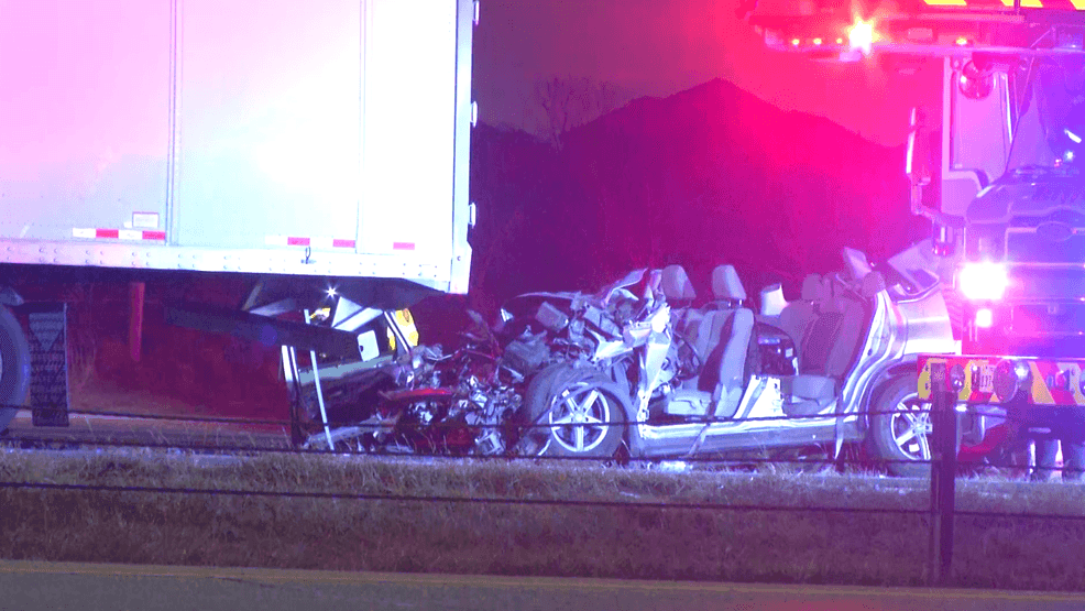 Woman hospitalized after IH-35 crash leaves her pinned under 18-wheeler