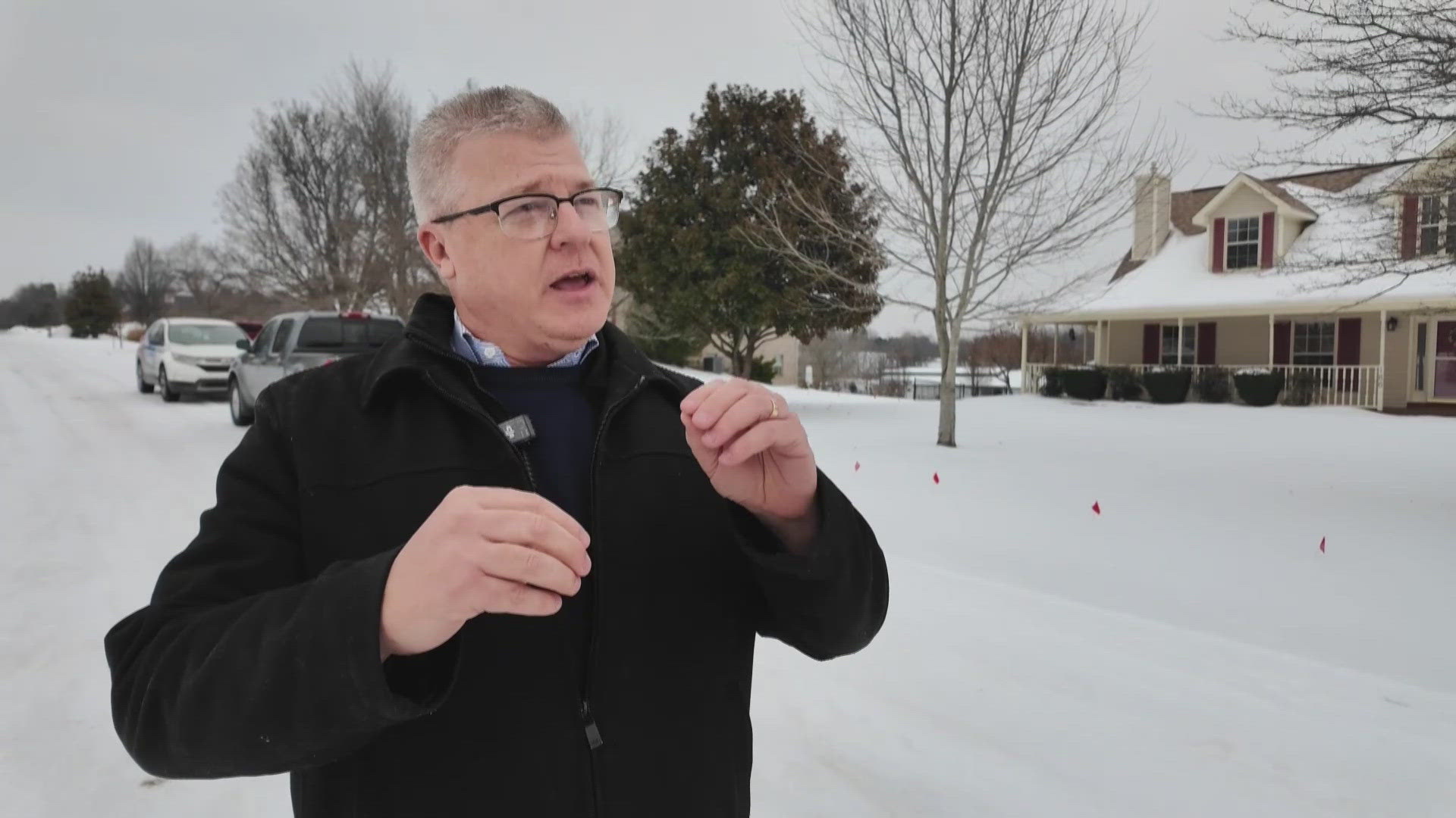 Hardin County road crews struggle to clear inches of snow and ice