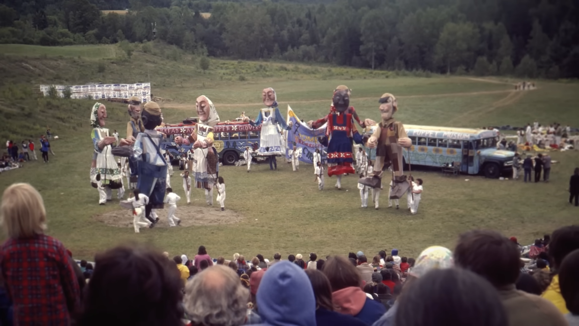 You can never leave - The disturbing meaning of 'Hotel California'