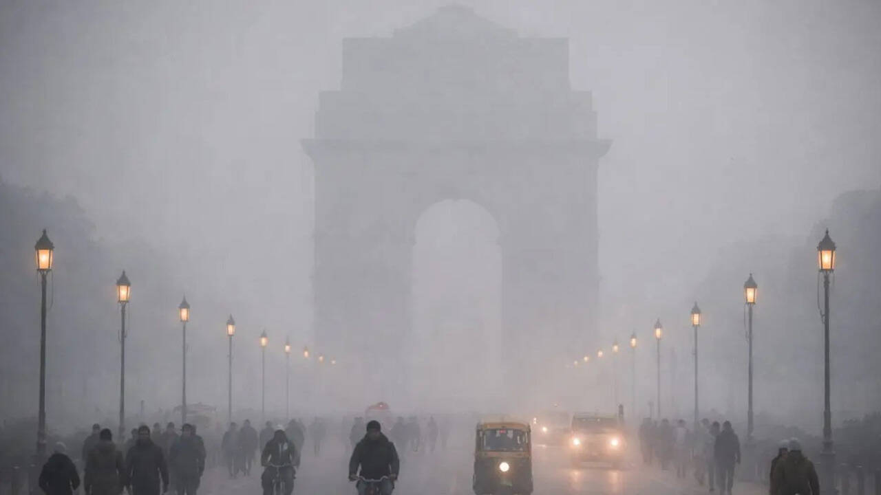 Dense fog, low visibility: What Delhi can expect from tomorrow’s ...