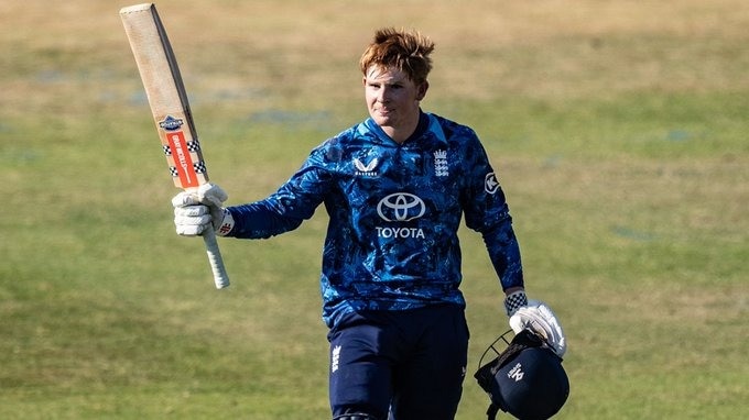 Image for U19 World Cup: Thomas Rew's hundred powers England past Australia into final