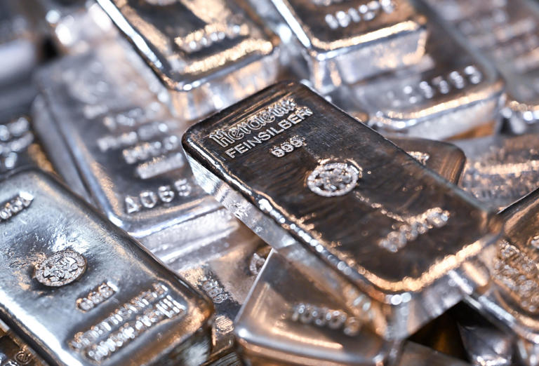 History says it could be years before whipsawed silver recovers back to ...