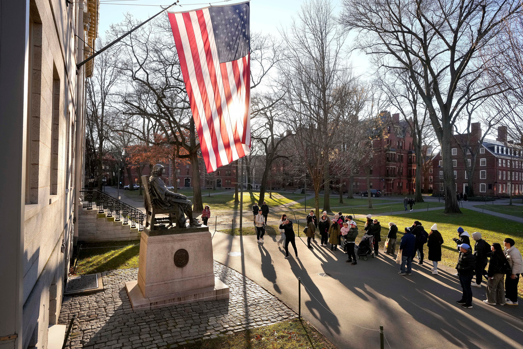 Trump demands $1 billion from Harvard as a prolonged standoff appears to deepen<br><br>