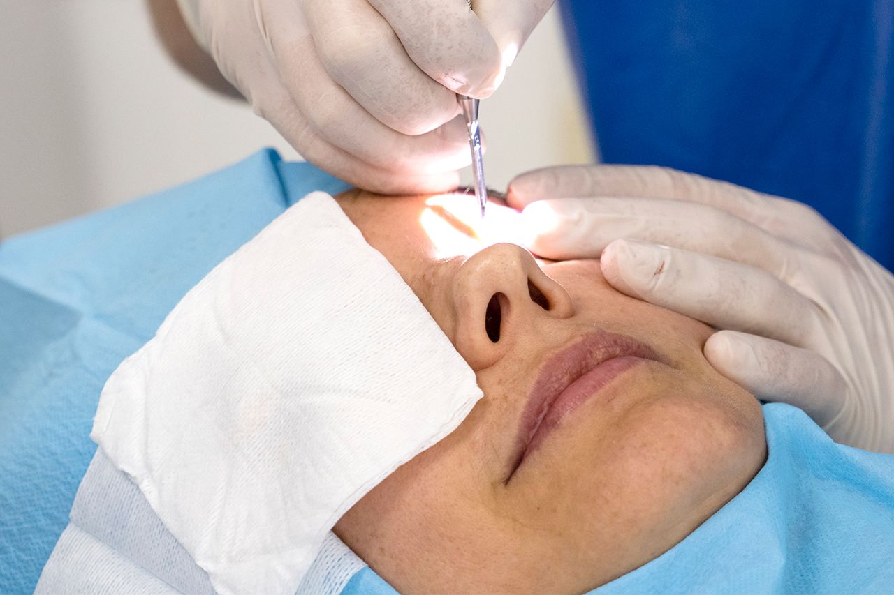 AA1VBBZ5 Woman Accused of Pretending to Be a Doctor Faces Assault and Kidnapping Charges