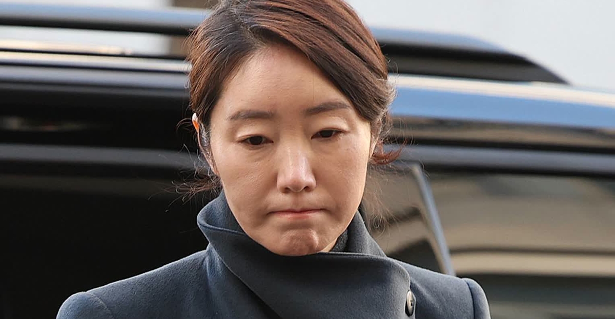 강선우 11시간 2차 조사 후 귀가…경찰, 구속영장 신청 준비