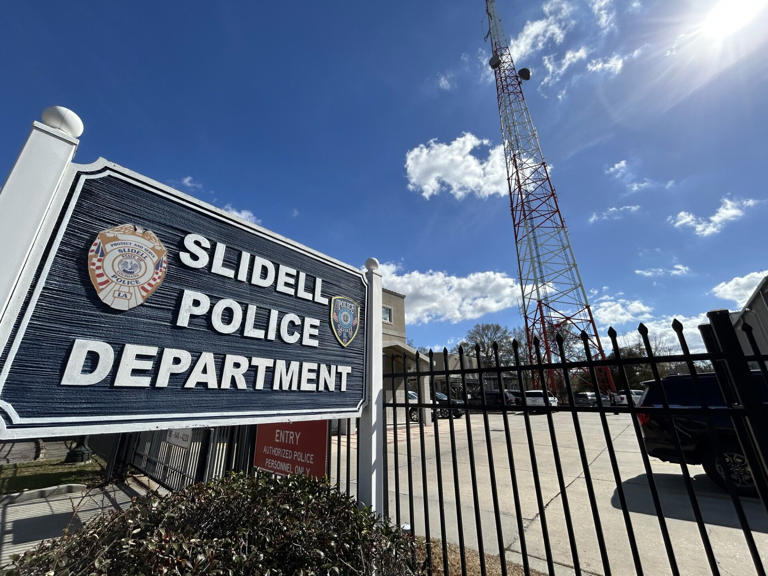 Law enforcement leaders weigh risks of motorcycle funeral escorts after ...