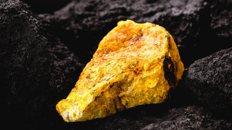 This country has the largest uranium reserve in the world