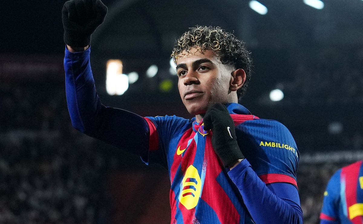 Barcelona defeat Albacete 2-1 with goals from Yamal and Araujo in the ...