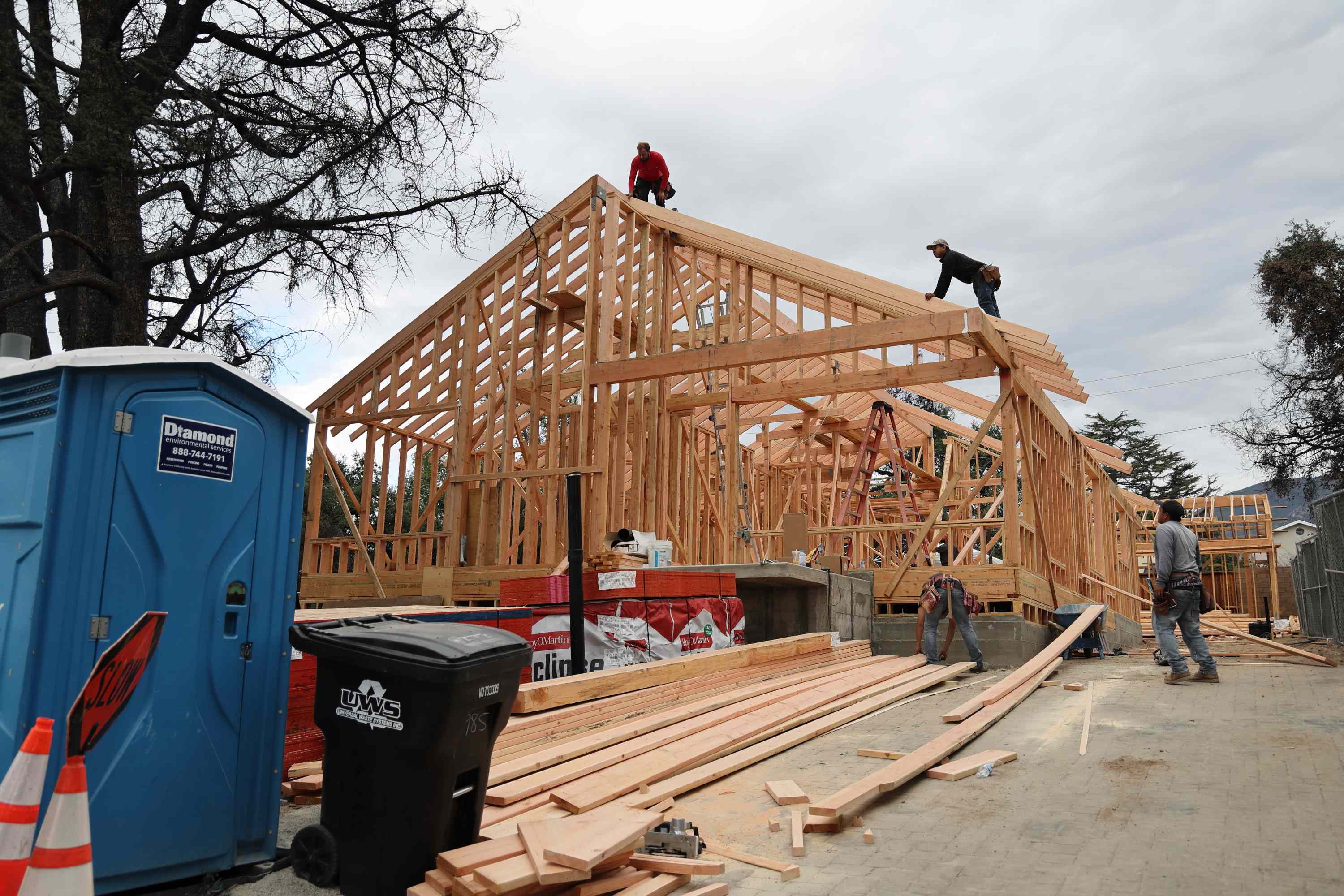 These homebuilder stocks climb following report of plan to build 