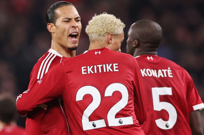 Liverpool captain Virgil van Dijk with Hugo Ekitike and Ibrahima Konate