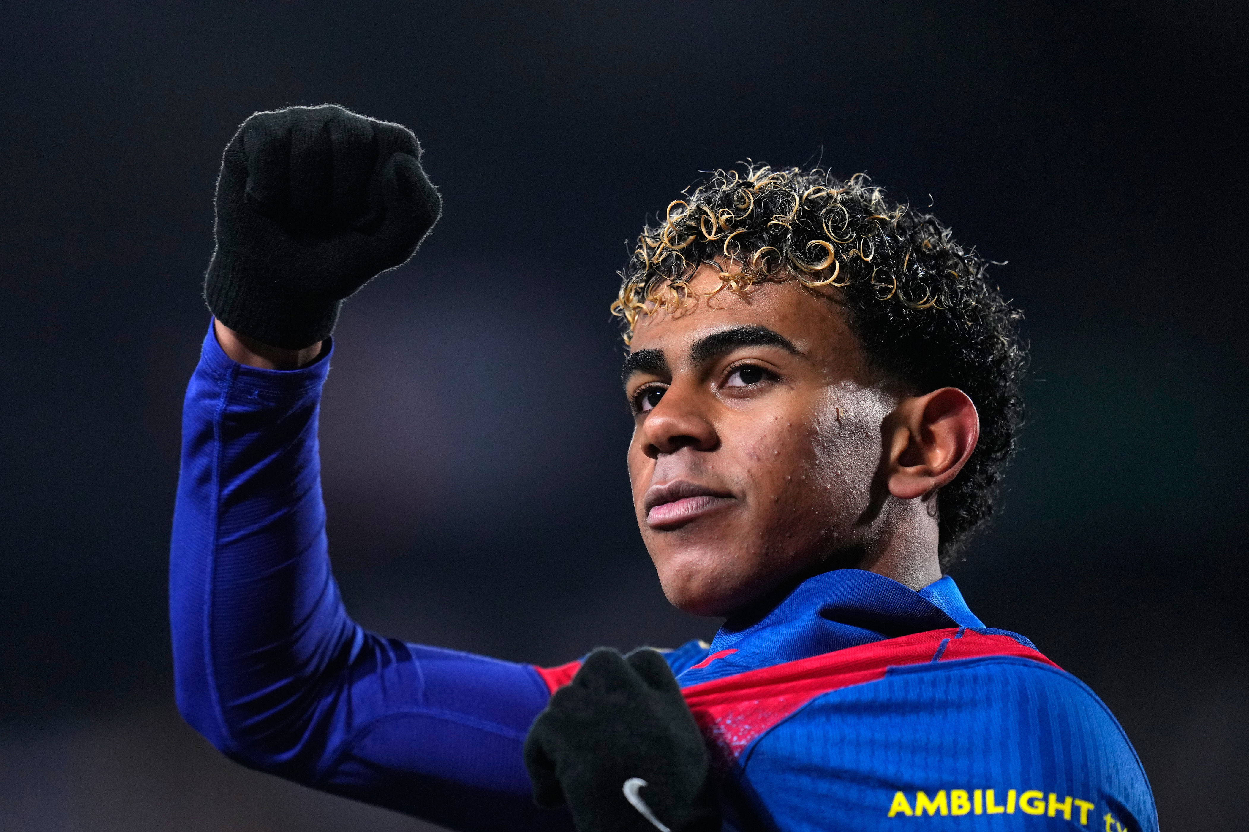 Yamal scores as Barcelona beats Albacete 2-1 to reach Copa semifinals<br><br>