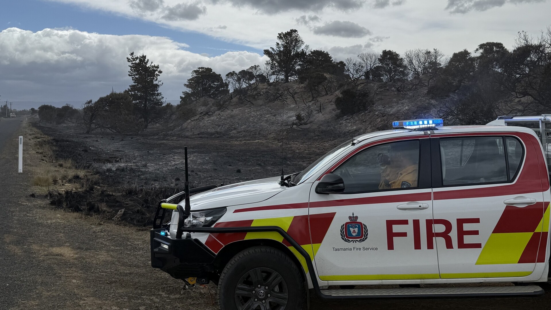 Extreme fire danger for parts of Tasmania as extra firefighters ...