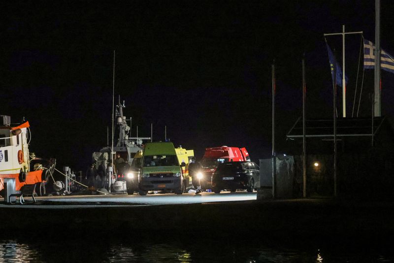 Fifteen migrants died off Greece after boat collision with coast guard<br>