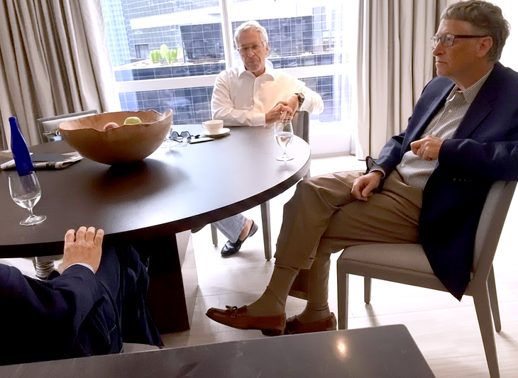 Hồ sơ Epstein tiết lộ Bill Gates mắc bệnh tình dục, vợ cũ lên tiếng