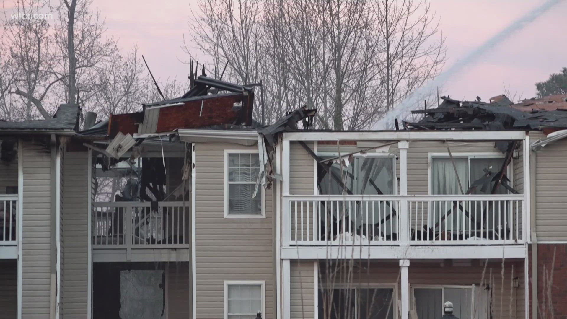 38 people displaced after large fire at Columbia apartment complex