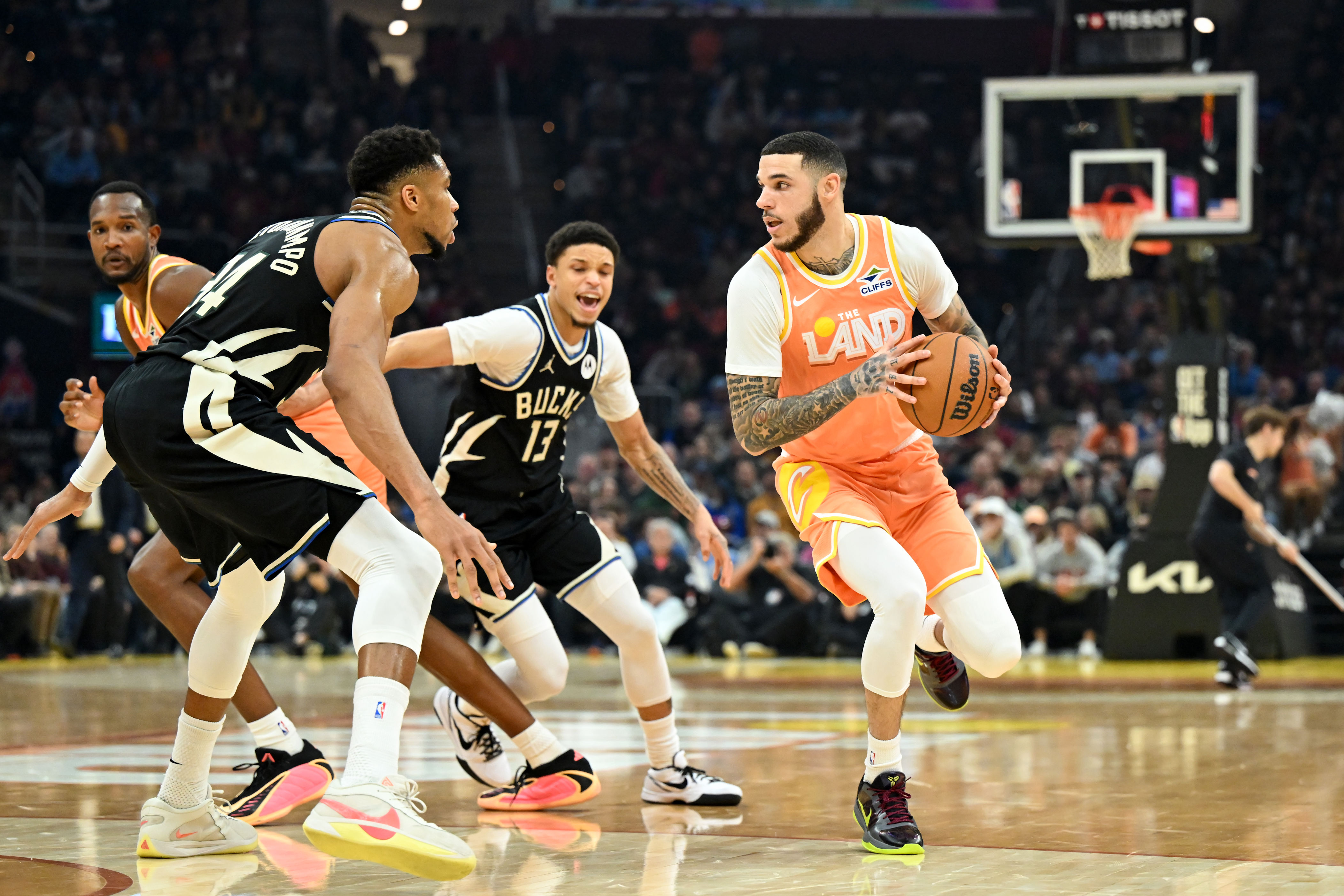 Cavs are reportedly looking to make an additional trade