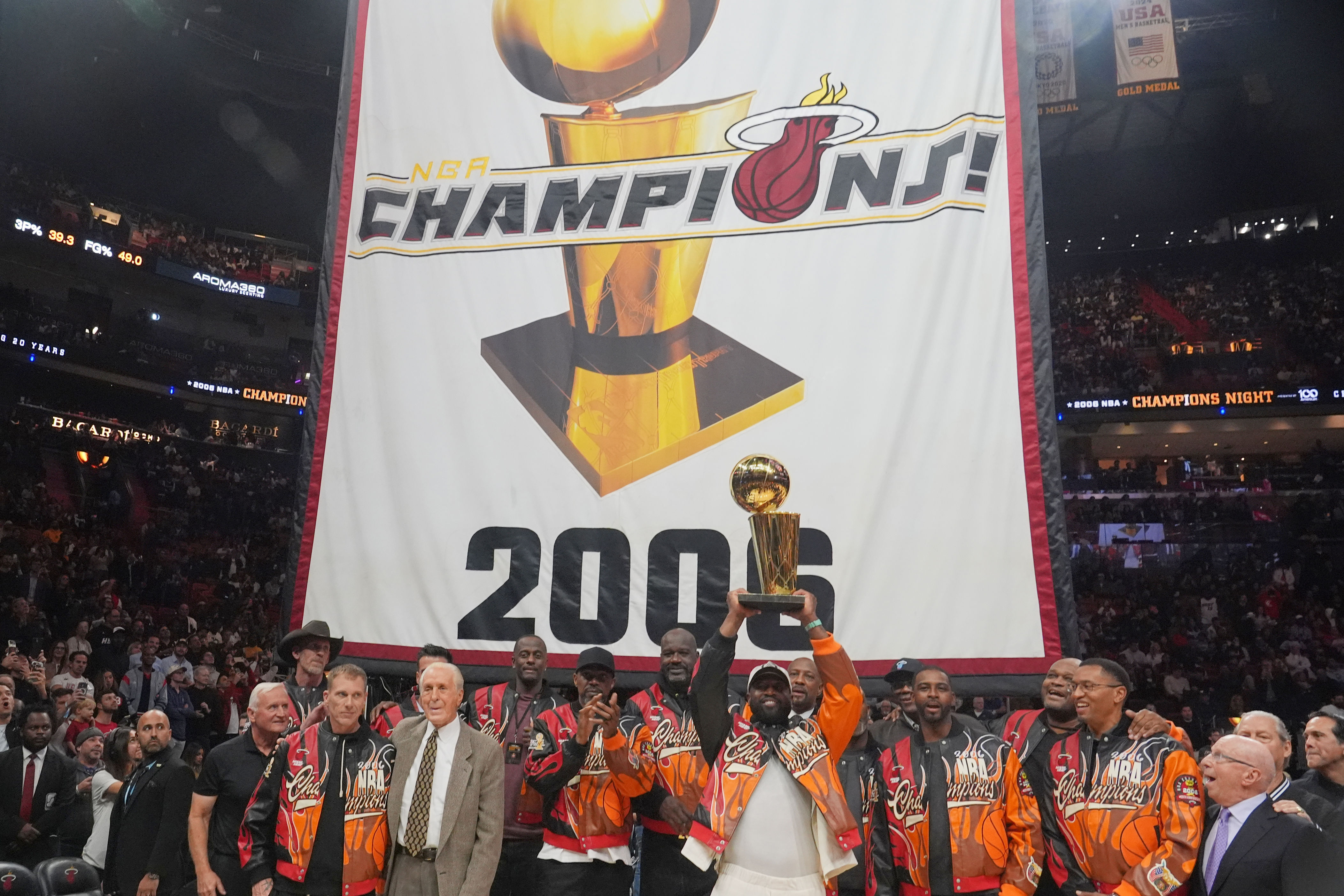 Shaquille O'Neal calls 2006 Miami Heat title his favorite, as team