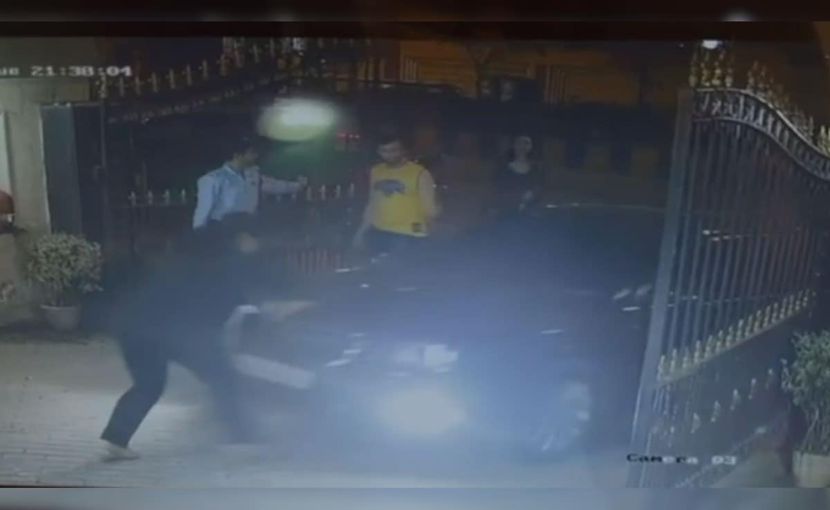 On camera, car driver tries to run over woman after argument in Mumbai