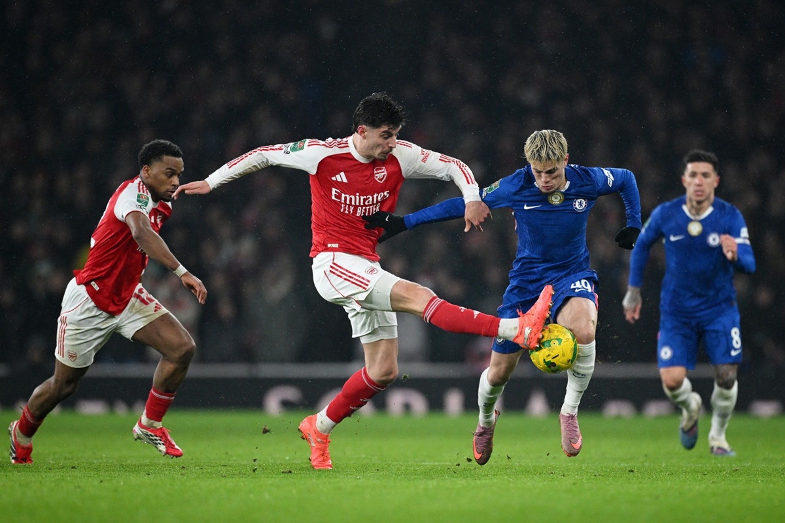 Arsenal suffers fresh injury blow in title run-in