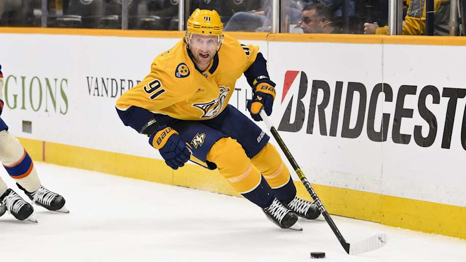 Nashville Predators forward Steven Stamkos is on a 40-goal pace at age 35. | Steve Roberts-Imagn Images