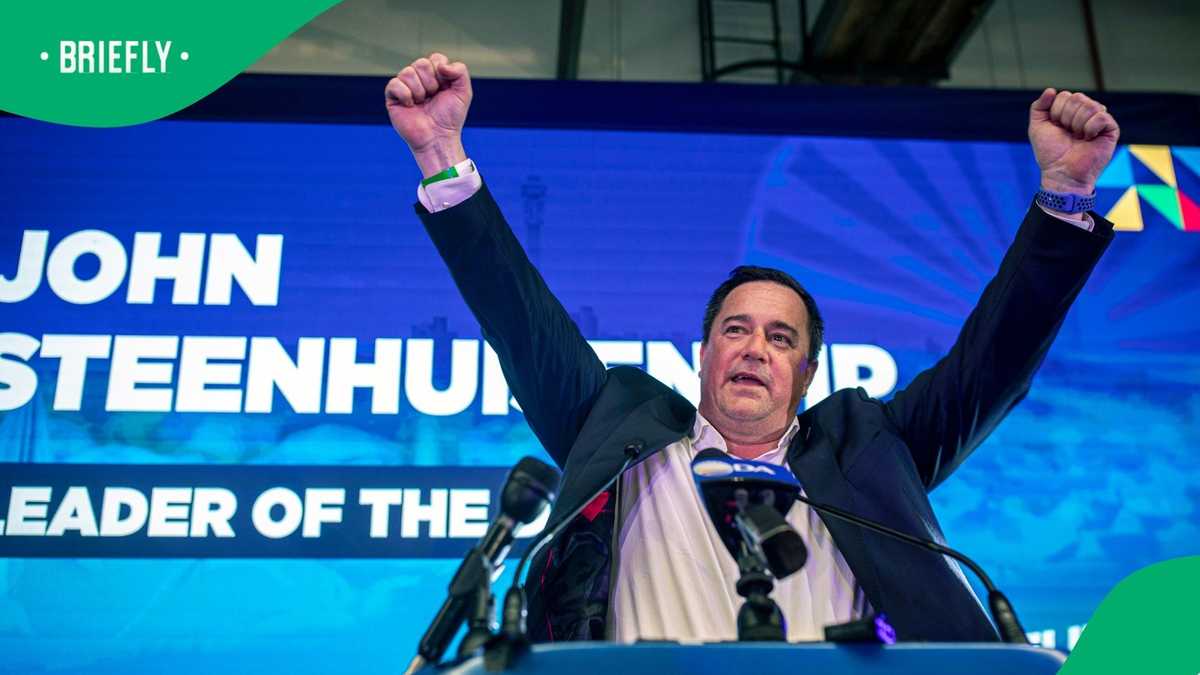 John Steenhuisen hangs up his boots as DA leader, confirms he will not ...