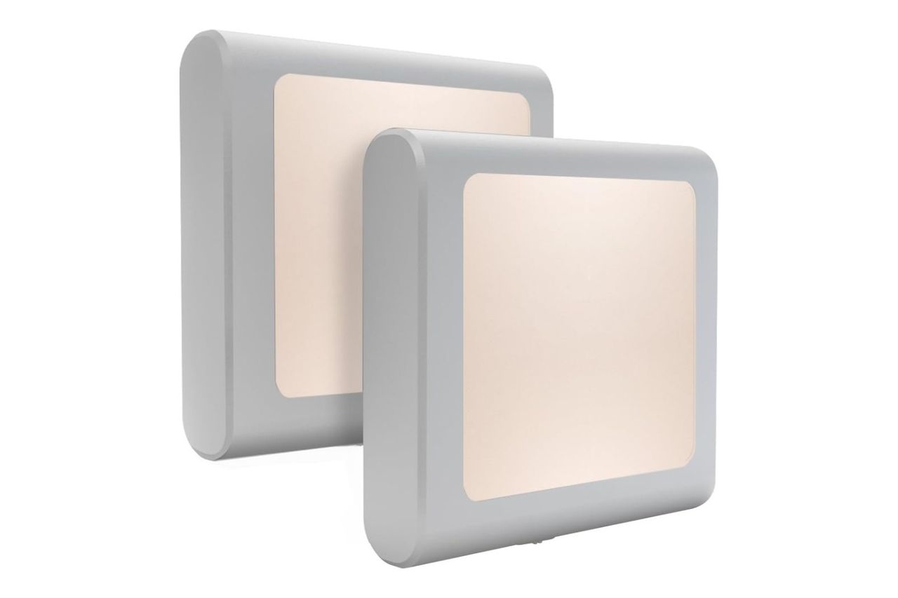 Maz Tek Plug In Led Night Light With Auto Dusk To Dawn Sensor