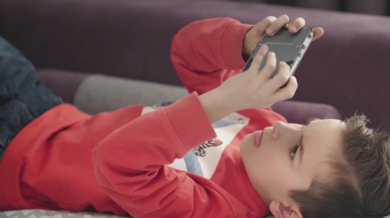 Mommy Minute: Scaling back screentime during school year