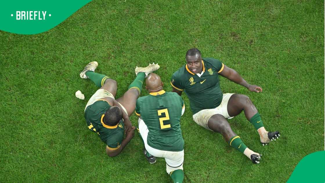Watch: Springboks props Ox Nché and Trevor Nyakane scrum a Mitsubishi ...