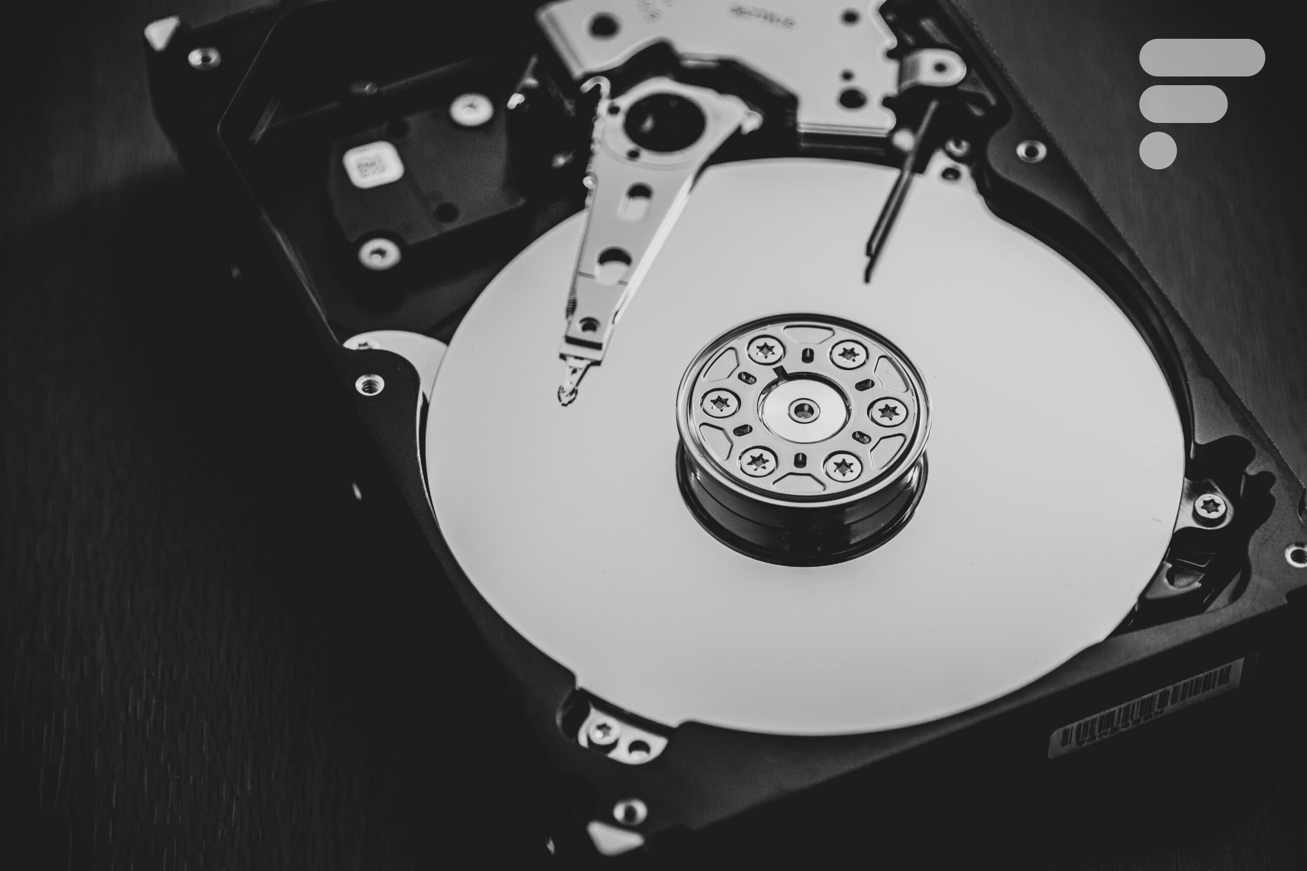 Après la RAM, alerte sur les disques dur : ce constructeur majeur est ...