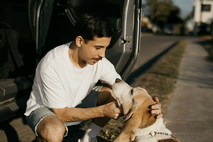 “Veterinarians, What Are The Funniest Pet Names You’ve Had Come Into Your Clinic?” (65 Stories)