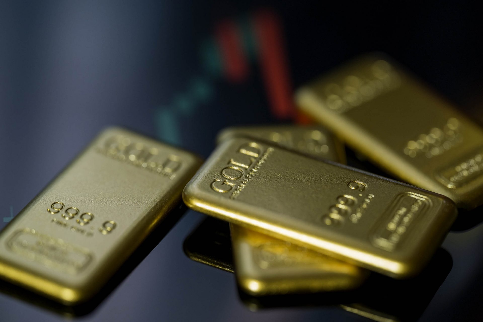 Desplome sin precedentes en los precios del oro y la plata