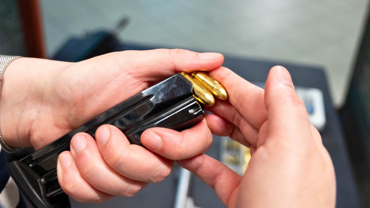 How many rounds is 