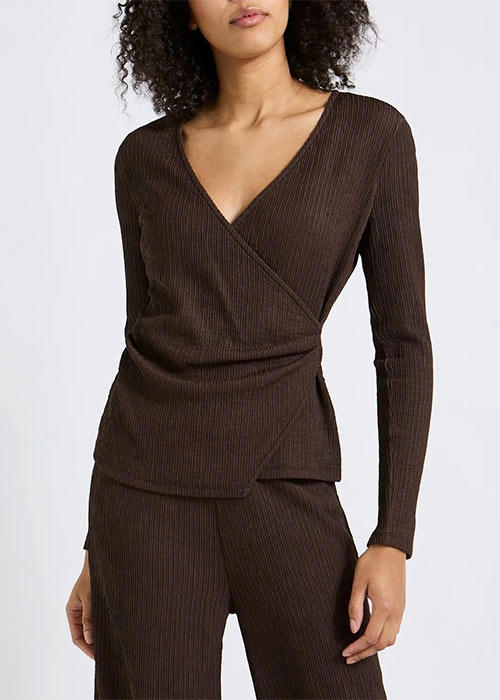 Dunnes drop comfy €40 set perfect for busy mornings you have no clue ...