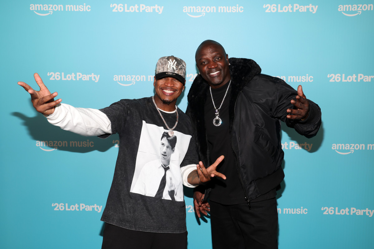 R&B legend announces update on global tour with Akon