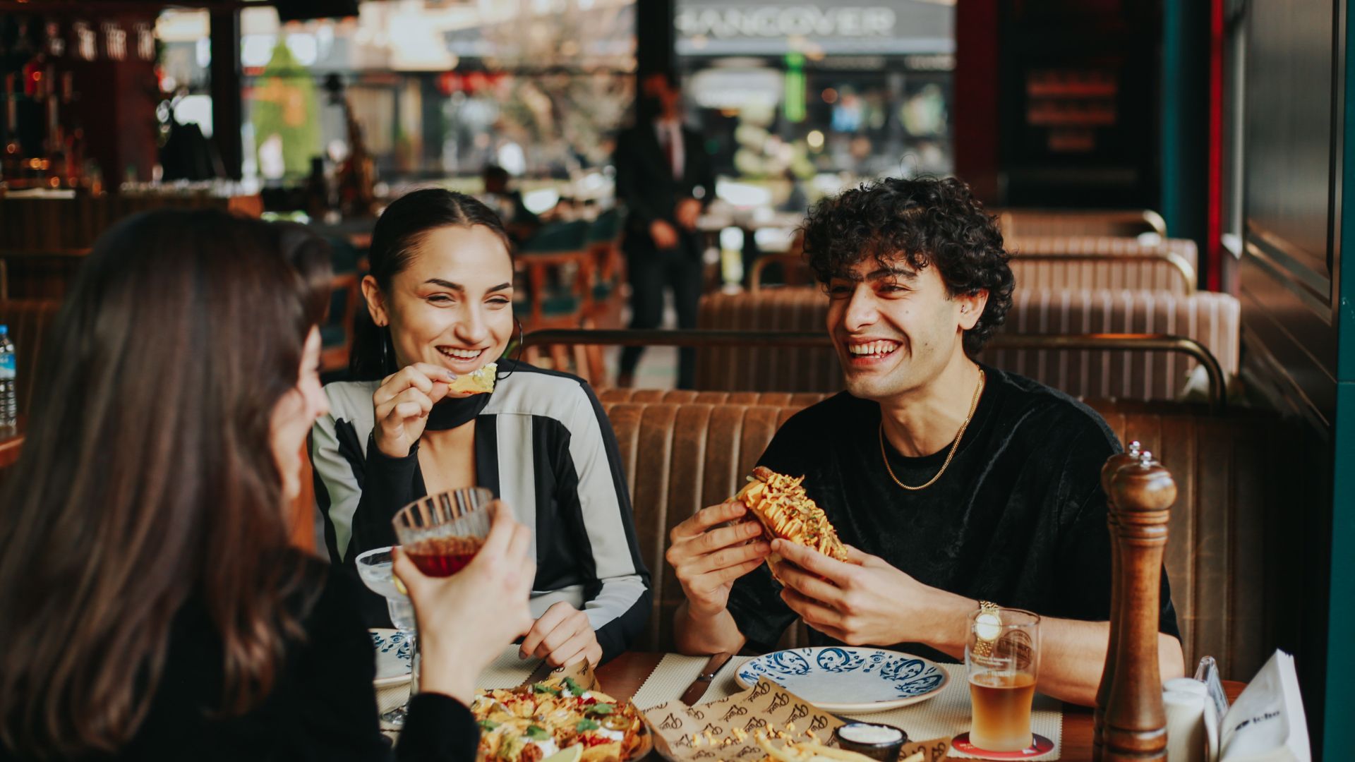 She Thought It Was a Date… Until He Arrived With His Friend; Later ...