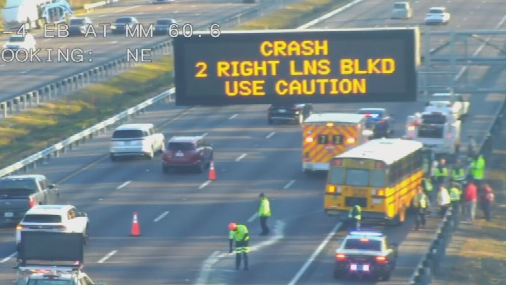 2 hurt after crash involving school bus on I-4 in Osceola County ...