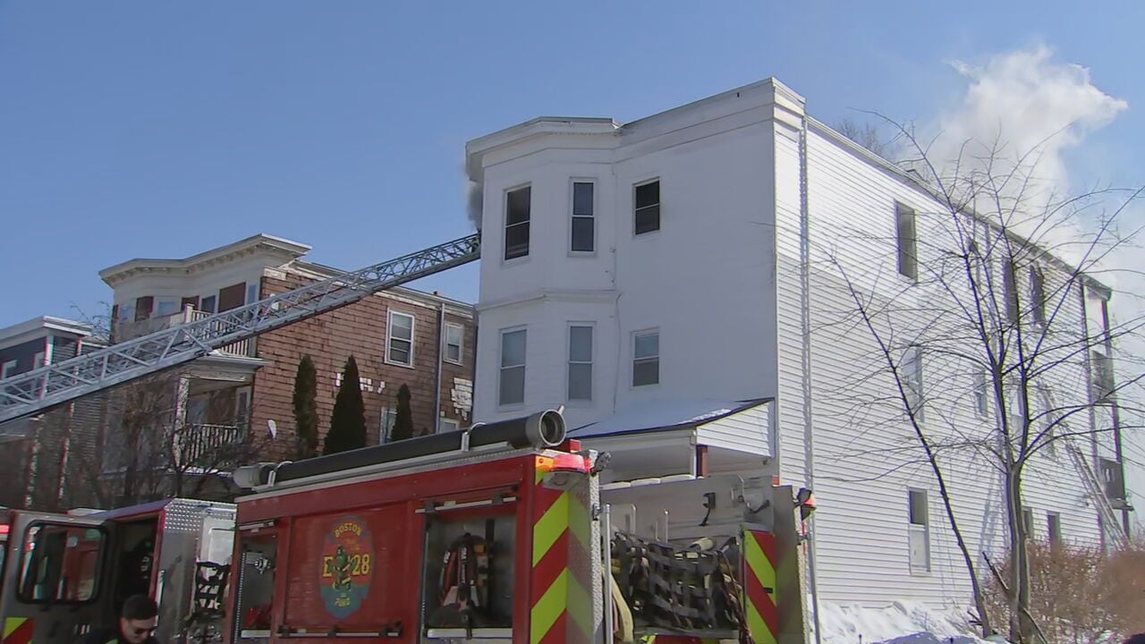 Crews respond to fire in Dorchester triple-decker