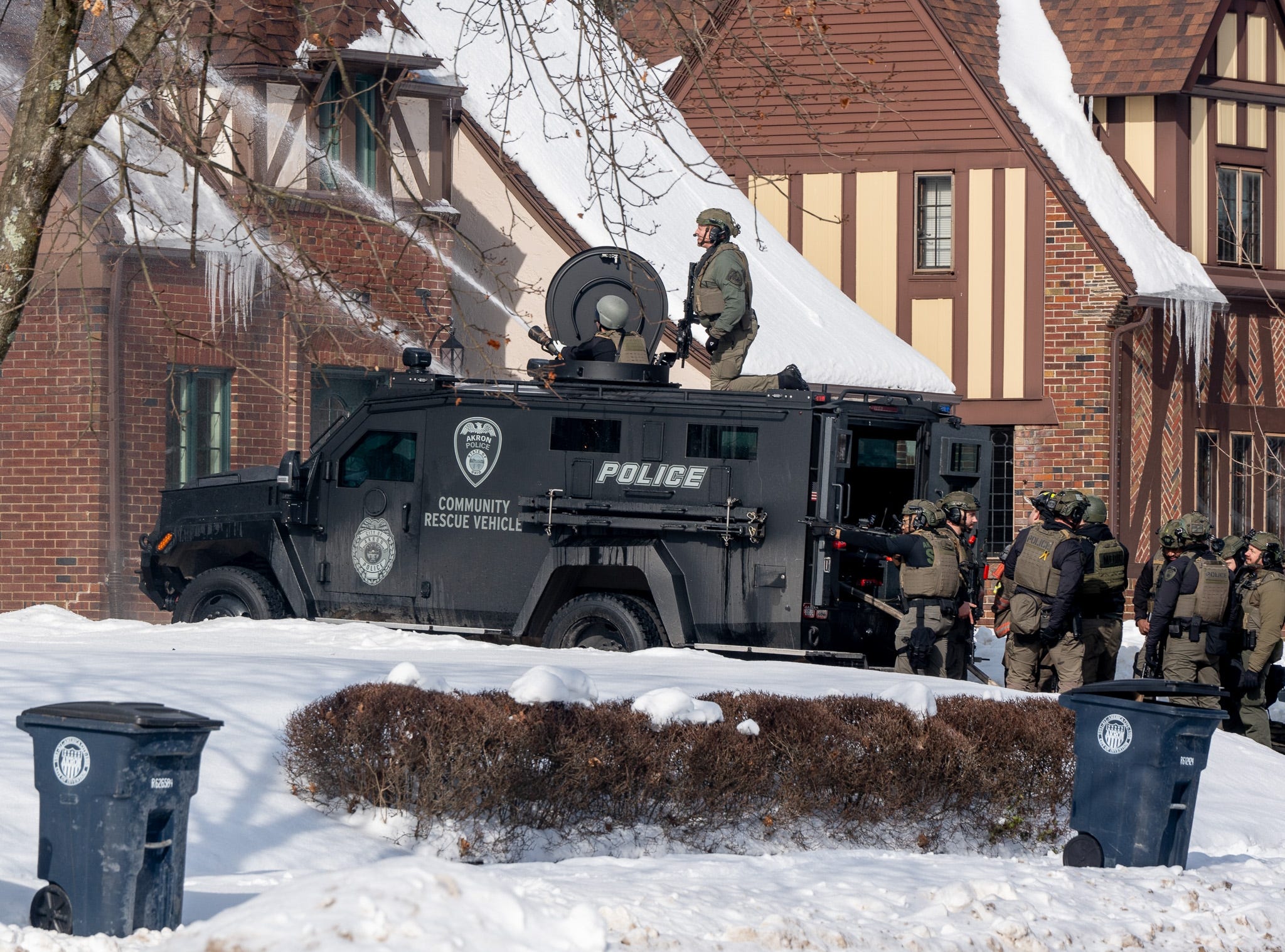 Suspect taken into custody after hours-long standoff with Akron SWAT