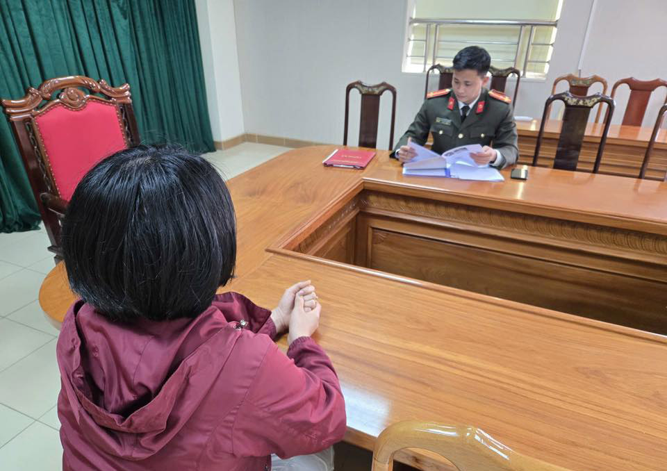 Phạt một phụ nữ đăng tin sai sự thật về tiết canh dê pha tiết canh lợn