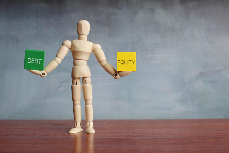What is a debt-to-equity ratio, and how do investors interpret the number?