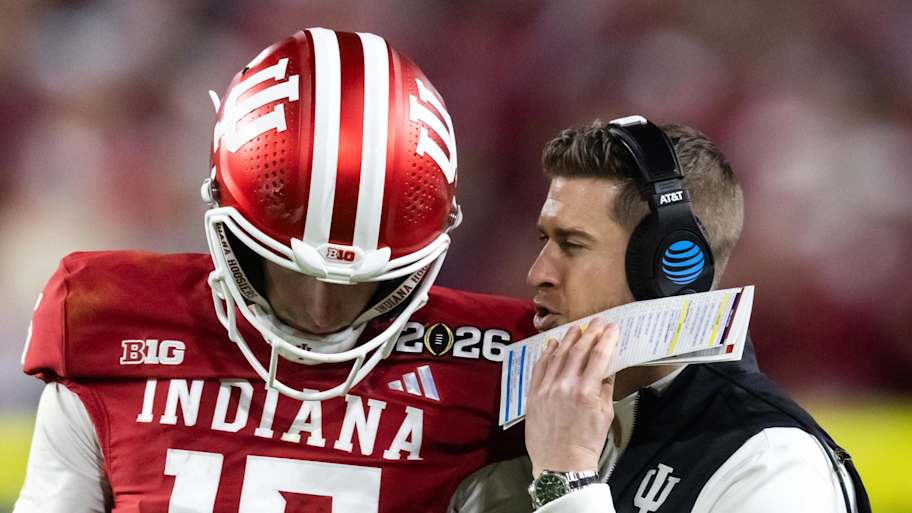 Raiders may have just missed out on perfect QB coach for Fernando Mendoza