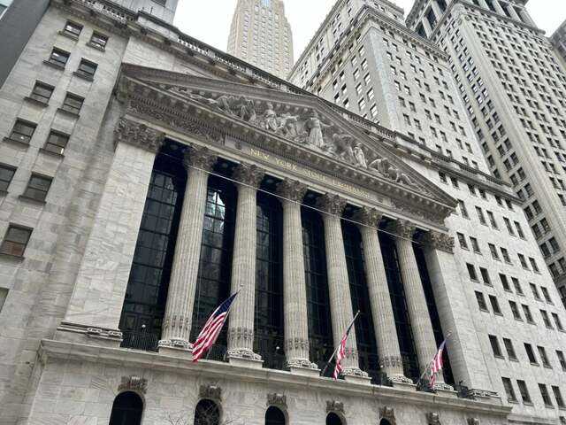 CME Group eyes 'CME Coin' after JPMorgan success—chart shows breakout ...