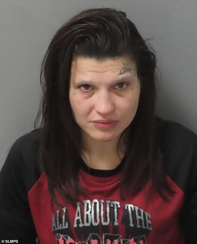 Father is murdered by female hitchhiker after picking her up in his car ...