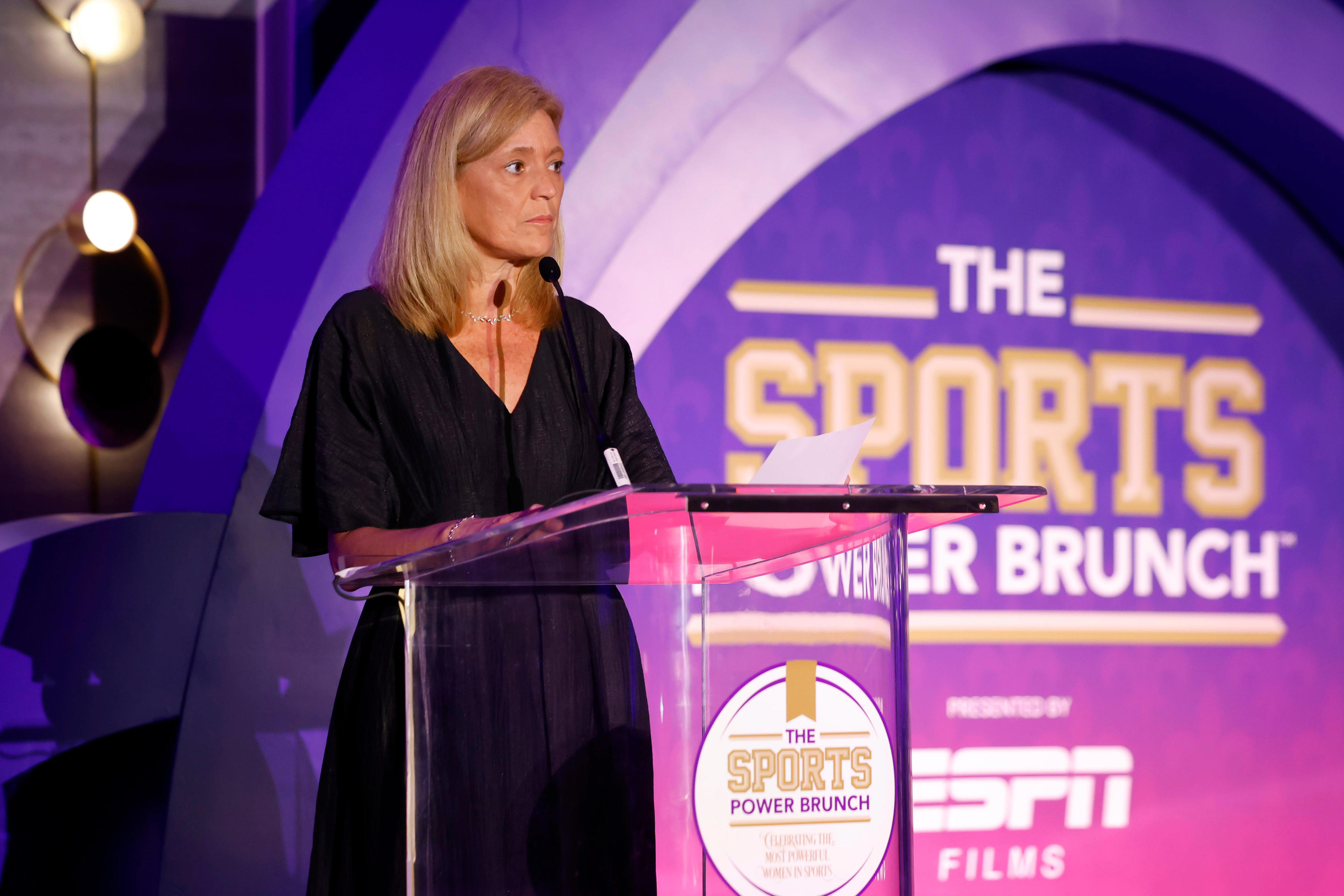 NFL exec Dawn Aponte joins Giants as senior VP of football operations